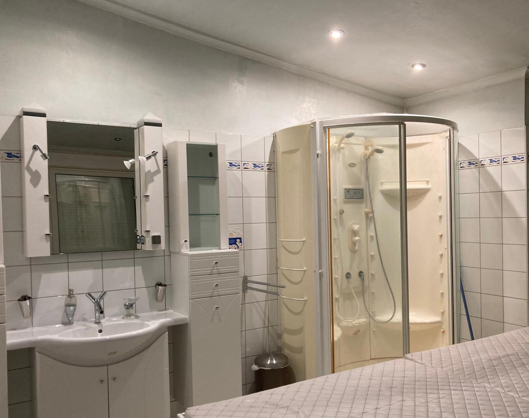De Lux Apartment *